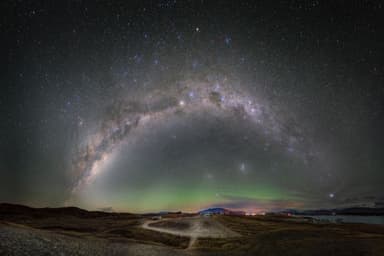 Illustration for 失敗しないために!オーロラ鑑賞のための「最強」服装選び