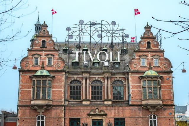 魅力満載!「夢の国」のモデルとなったデンマークのチボリ公園